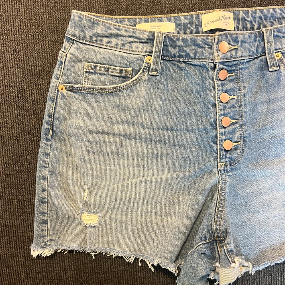 Universal Thread Vintage Midi Jean Shorts